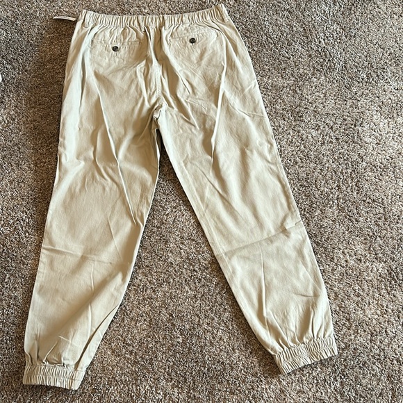 Men’s Large Khaki Pants - Picture 4 of 10